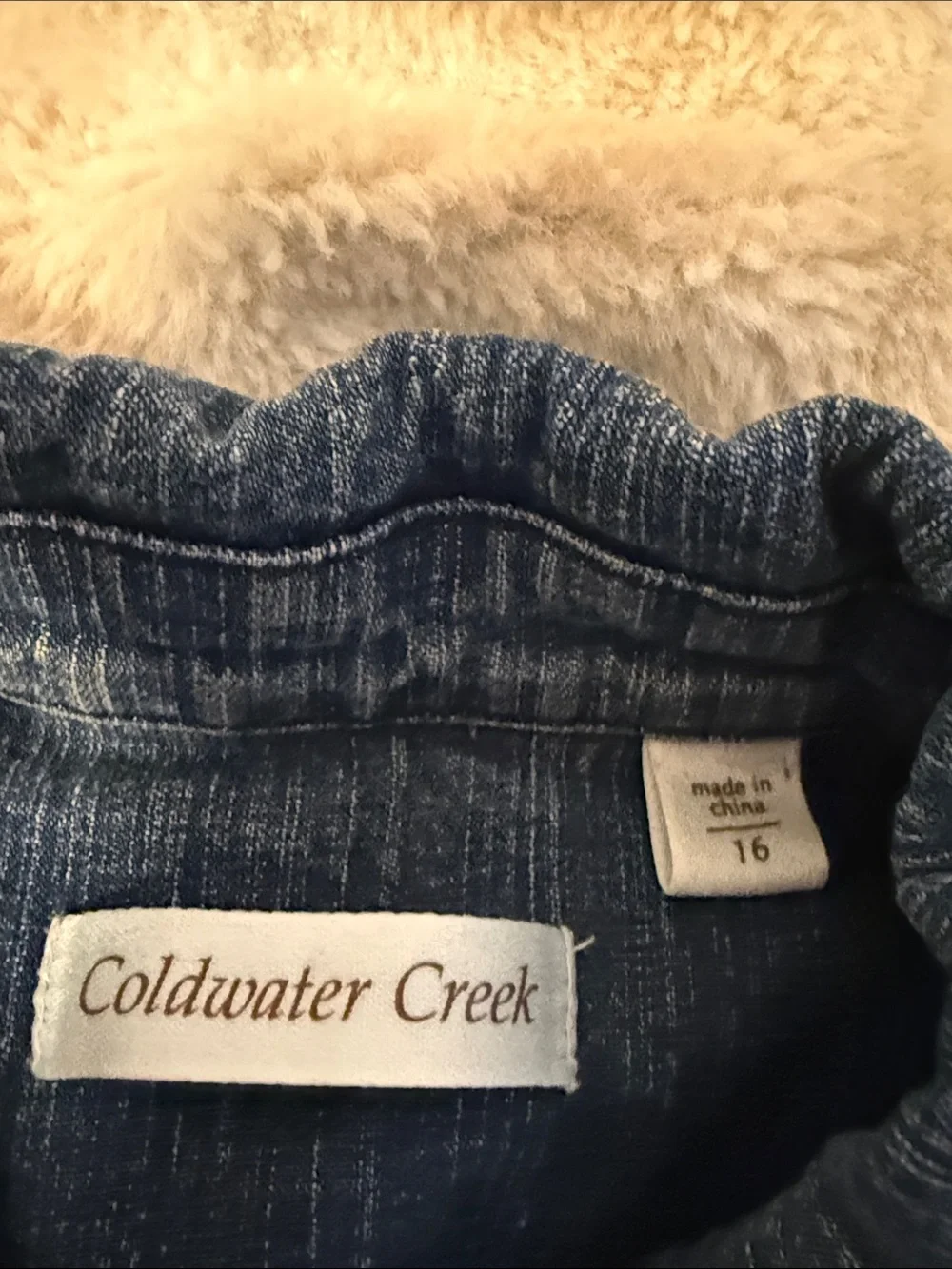 Coldwater Creek Medium Blue Denim Jacket with Button Front. Cotton. - Picture 7 of 9